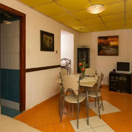 Barbara - Double With Shared Bathroom Dubrovnik